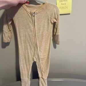 Oatmeal solid newborn zippy